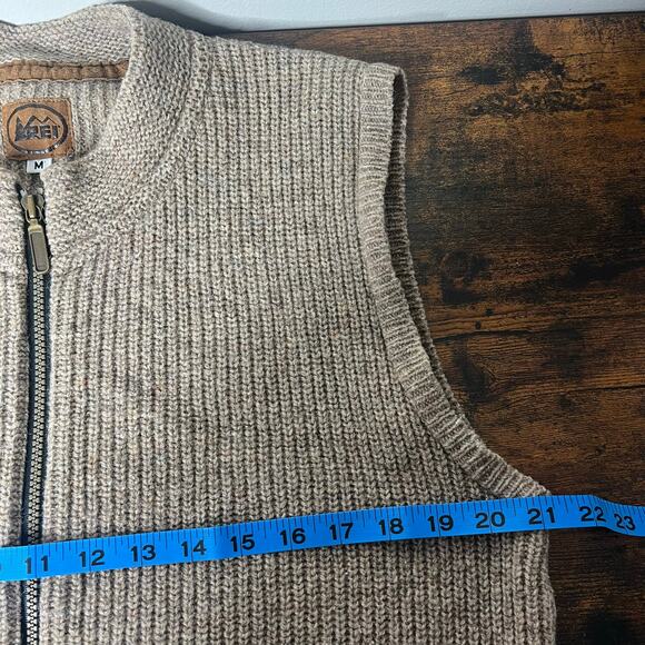 Vintage REI Brown Wool Sleeveless Zip-Up Cardigan Sweater Vest Mens M Ivy League - Picture 9 of 11